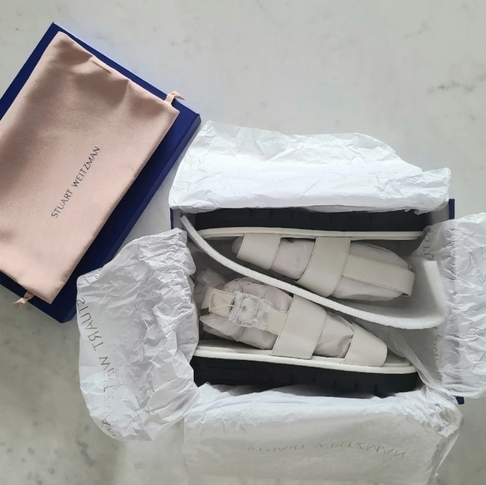 Stuart Weitzman Elodie Leather Sandals, Size 8, White, NIB